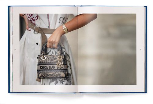 ספר אופנה דיור - The Ultimate Guide to Dior Bags