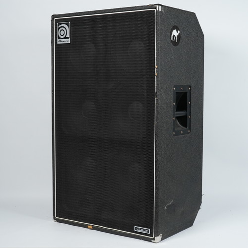 קבינה לבס Ampeg SVT-610HLF