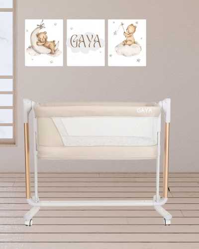 עריסת GAYA – עריסה חשמלית מתחברת למיטה, מתנדנדת, מנגנת – והופכת ללול!