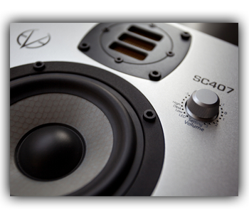 זוית נוספת Eve Audio SC407 Monitor