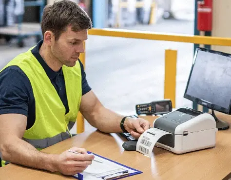 מארז חסכון מדפסת מדבקות Brother TD-4410D ובנוסף 3 גלילי מדבקות לכ-3000 מדבקות סה