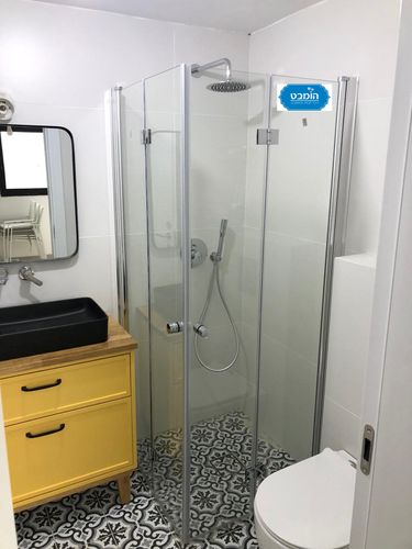 מקלחון  הרמוניקה שי משודרג פינתי   80*80 ס