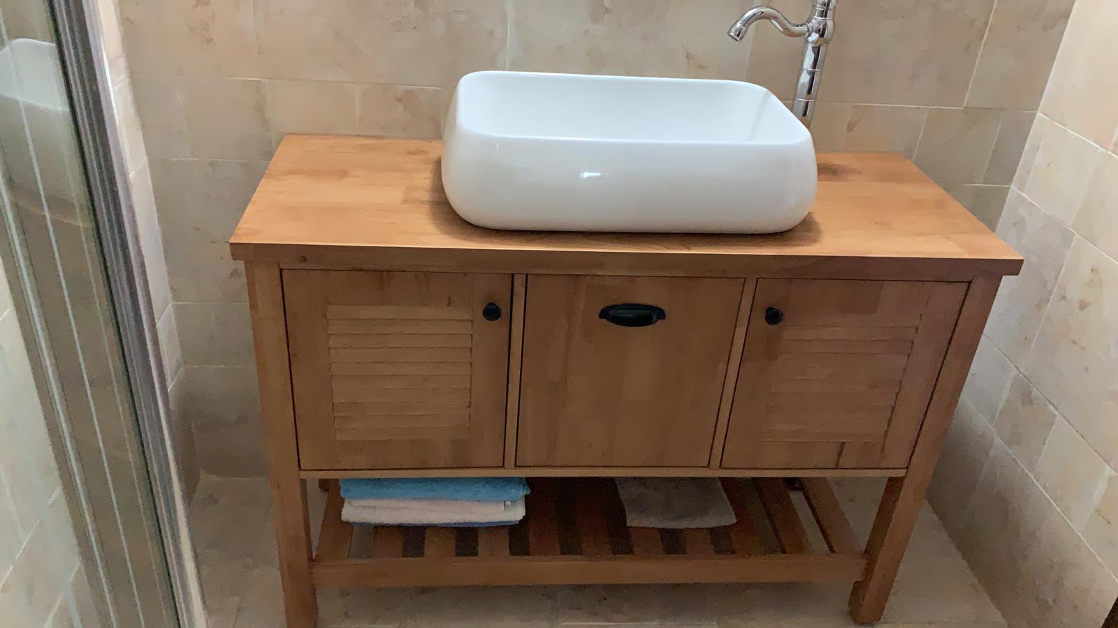 ארון אמבטיה פורניר עומד יוסיין במידה 120 ס"מ עם בוצ
