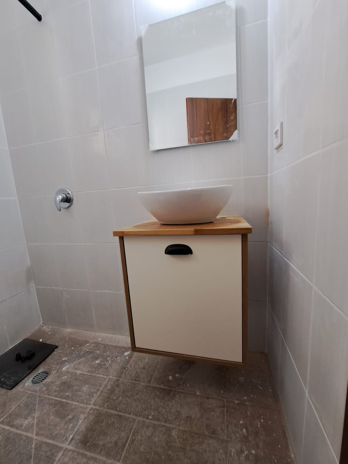 ארון אמבטיה מיני נטילת ידיים אפוקסי עם משטח בוצ