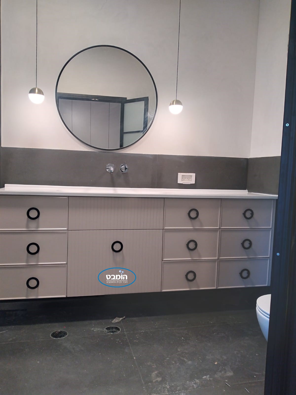 ארון אמבטיה אפוקסי תלוי מגי + משטח שיש אינטגרלי יצוק גוליאן 2.20 מ"מ