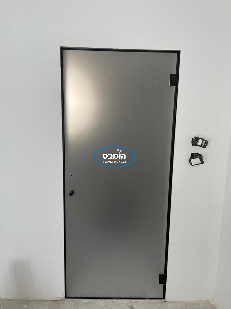 דלת זכוכית בראל אסיד קליר 8 מ"מ מחוסם מלא + פירזול שחור + מסגרת היקפית 