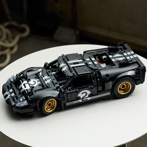 לגו טכני - מכונית מרוץ 1966 FORD GT40 MKII  (42223)