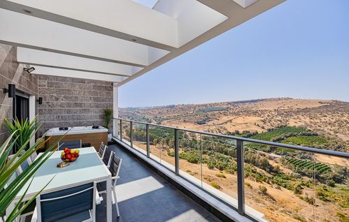  פנטהאוז בטבריה  
