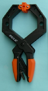 מלחצי יד רצ