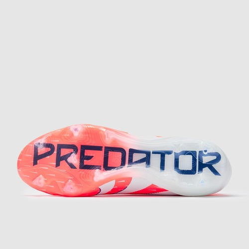 נעלי כדורגל מקצועיות adidas Predator Elite