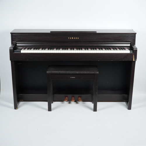 פסנתר חשמלי Yamaha CLP-735