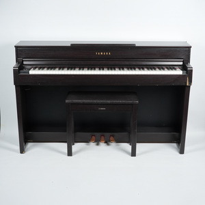 פסנתר חשמלי Yamaha CLP-735
