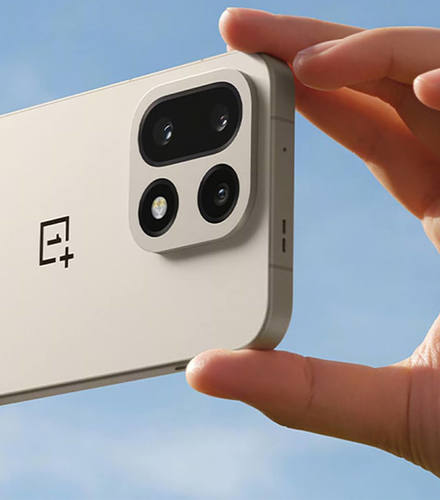 טלפון סלולרי OnePlus 15 512GB 16GB RAM