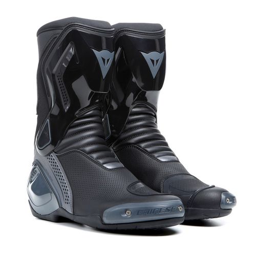 מגפי רכיבה NEXUS 2 AIR מבית DAINESE