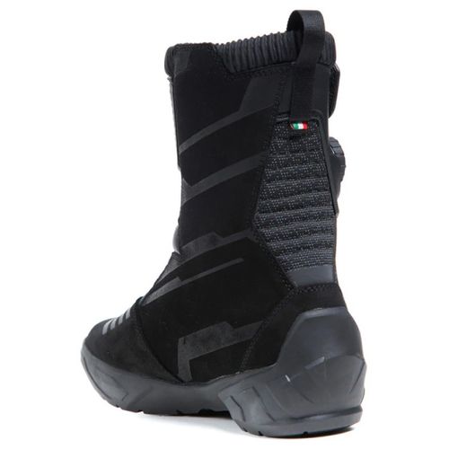 נעלי רכיבה ממוגנות INFINITY 3 MID WP מבית TCX
