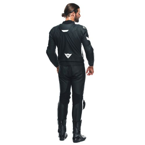 חליפת עור AVRO 4 2 PCS SUIT מבית DAINESE