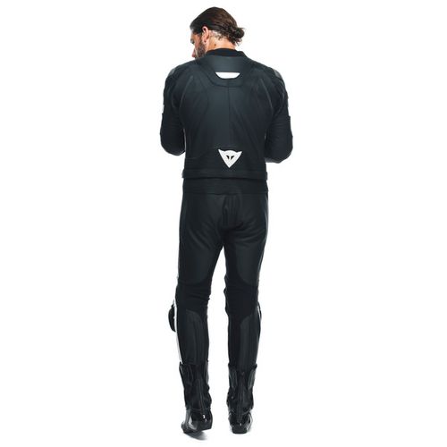 חליפת עור AVRO 4 2 PCS SUIT מבית DAINESE