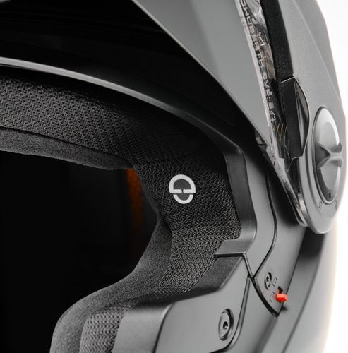 קסדה ניפתחת אדוונצר – Schuberth E2 Explorer Off-Road שחור