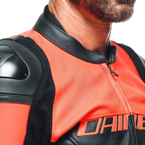 מעיל עור RACING 4 PERF מבית DAINESE