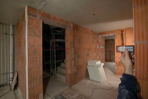 מד טווח לייזר דיגיטלי 60 מטר LDM 60 מבית Milwaukee