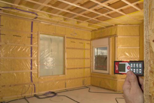 מד טווח לייזר דיגיטלי 60 מטר LDM 60 מבית Milwaukee