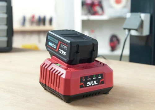 מטען 20V 2.4A - סקיל SKIL