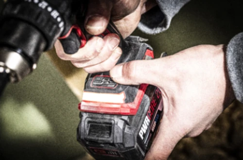 סט מקדחה/מברגה רוטטת Brushless 130Nm + אימפקט Brushless 250Nm + סוללה 2.5Ah מטען + סוללה 4.0Ah + תיק SKIL - סקיל SKIL