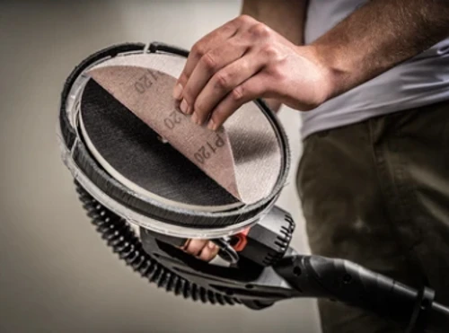 מלטשת קיר ג'ירפה חשמלית 750W עם תאורת לד 360° - סקיל SKIL