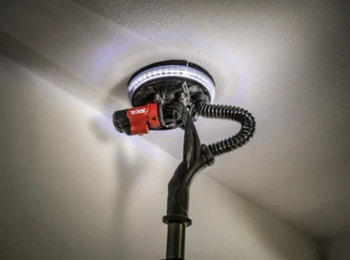 מלטשת קיר ג'ירפה חשמלית 750W עם תאורת לד 360° - סקיל SKIL