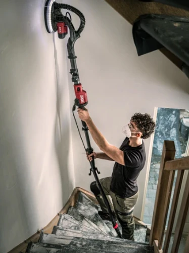 מלטשת קיר ג'ירפה חשמלית 750W עם תאורת לד 360° - סקיל SKIL