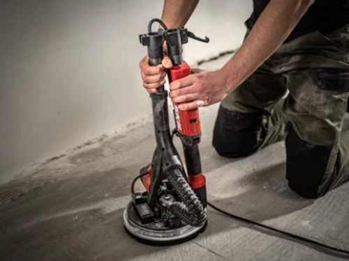 מלטשת קיר ג'ירפה חשמלית 750W עם תאורת לד 360° - סקיל SKIL