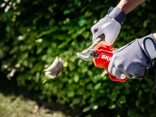 גוף מזמרה נטענת XP 20V Brushless (מספרי גיזום) לחיתוך ענפים עד קוטר 28 מ