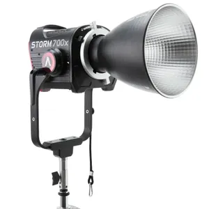 פנס לד Aputure STORM 700X