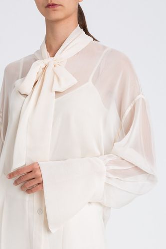 Voile shirt with sash neck