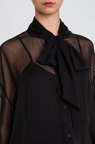 Voile shirt with sash neck