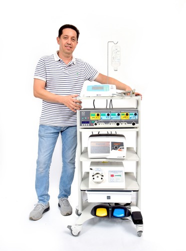 עגלה כירורגית רחבה