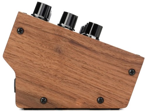 זווית נוספת moog - mother-32 analog synthesizer