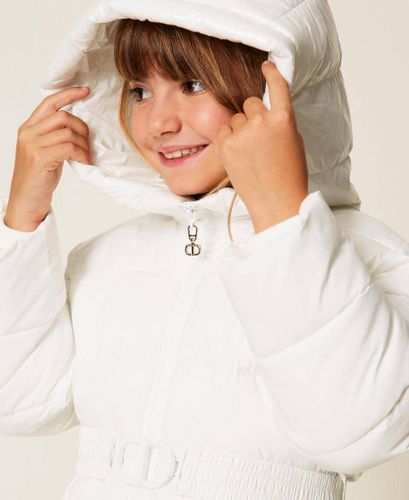 Girls' long puffer jacket with logo belt