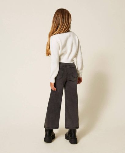 Girls' wide leg jeans with logo buttons