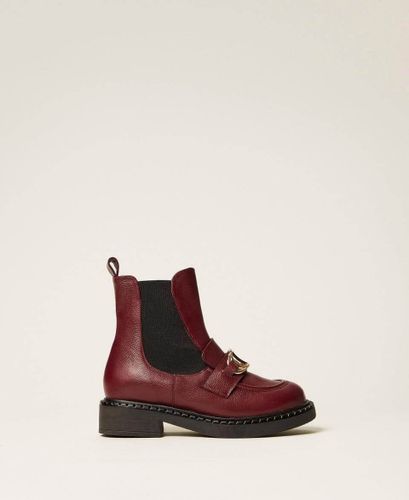 Chelsea leather boots with Oval T