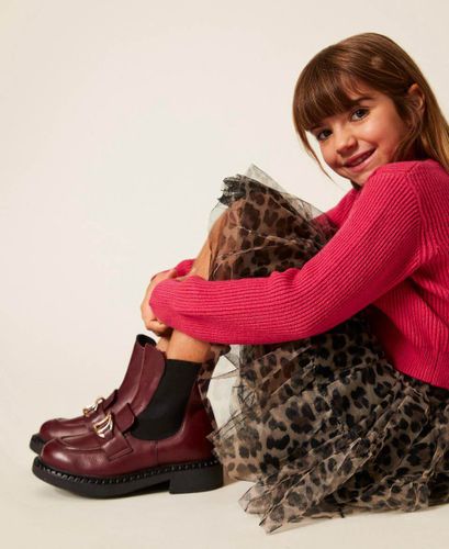 Chelsea leather boots with Oval T