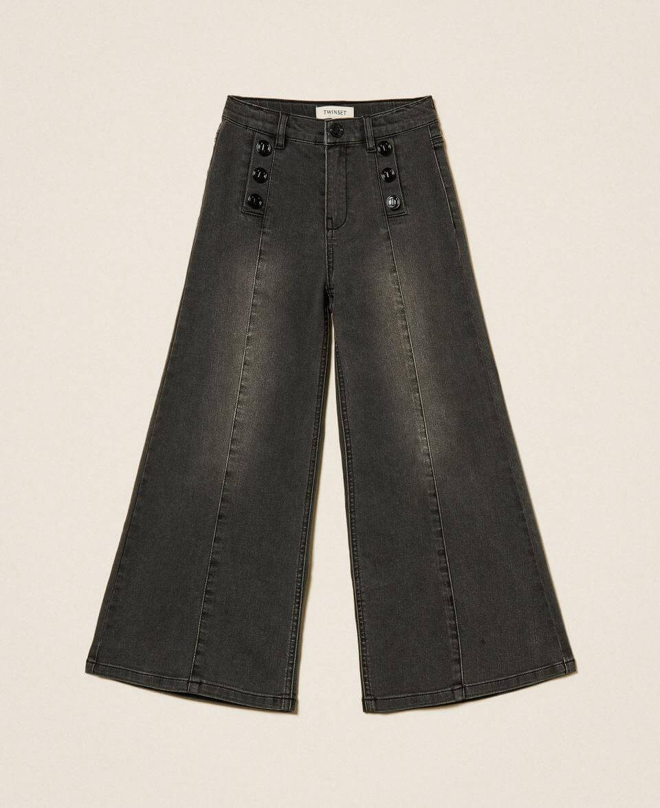 Wide leg jeans with logo buttons