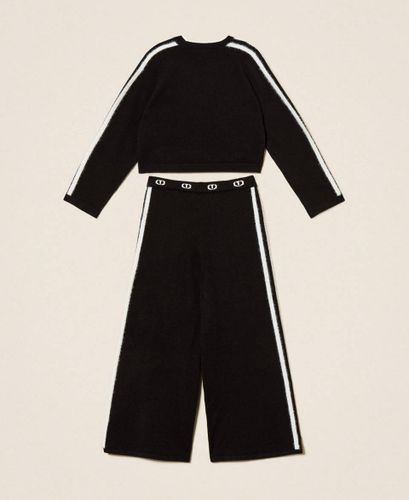 Jumper with logo and wide trousers