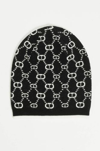 KNITTED BONNET
