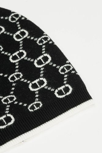 KNITTED BONNET