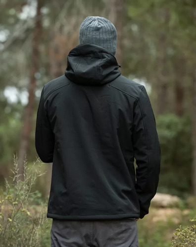 מעיל Bayron Softshell מבית Outdoor