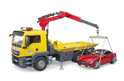משאית גרר MAN צהובה ומכונית Roadster אדומה על משטח העמסה מתרומם ומתארך ומנוף עם כף נפתחת 3