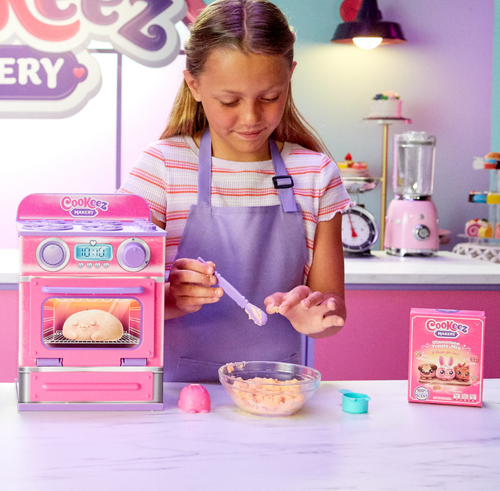 קוקיז Cookeez Makery: תנור לאפיית בובת פרווה אינטראקטיבית - ורוד 3