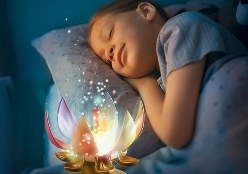 Princess Magic טירת הקשת בענן 114 חלקים מנורת האור הקסום דגם 71359  3