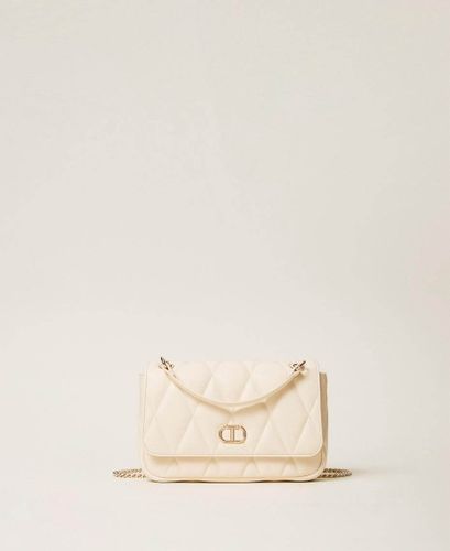 Medium quilted shoulder bag